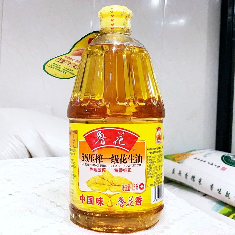 

Lu Hua Minyak Kacang 5S peanut oil 压榨花生油 1.8liter