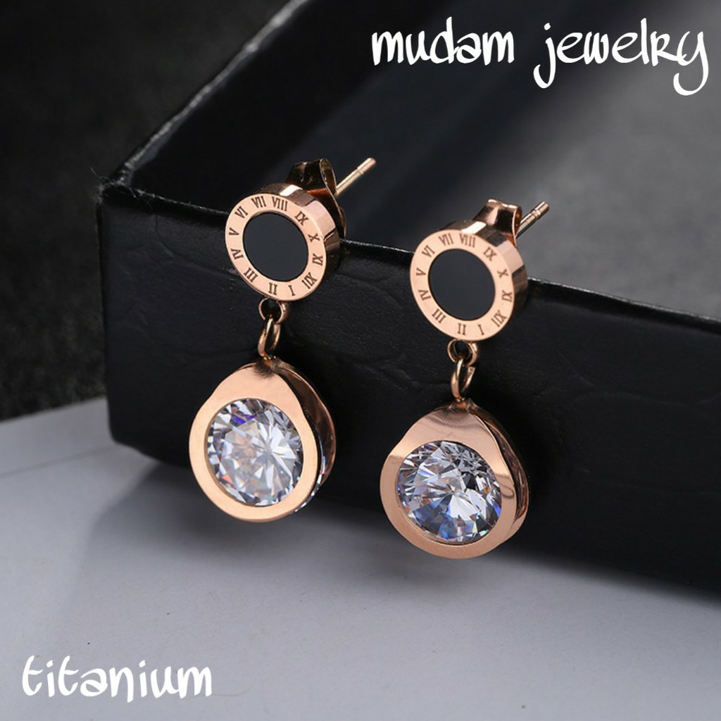 Anting Titanium B&lt;lgr Black Dengan Kristal Rose Gold, Gold dan Silver