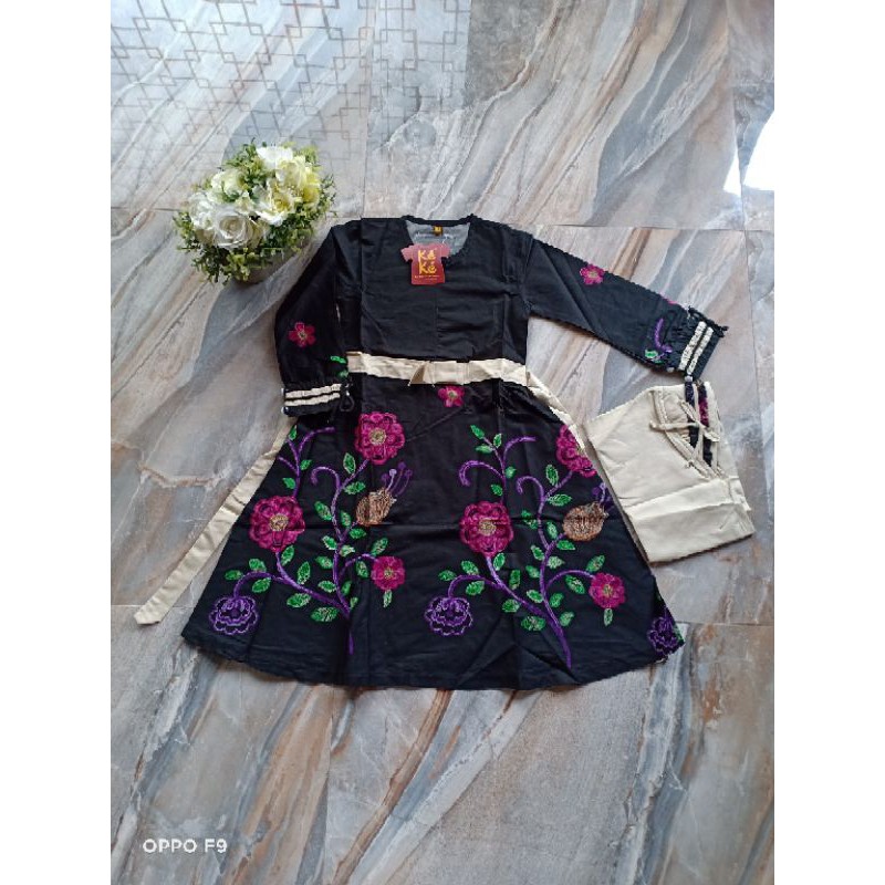 Gamis Anak KEKE size 4 GM SR 181904 hitam cream