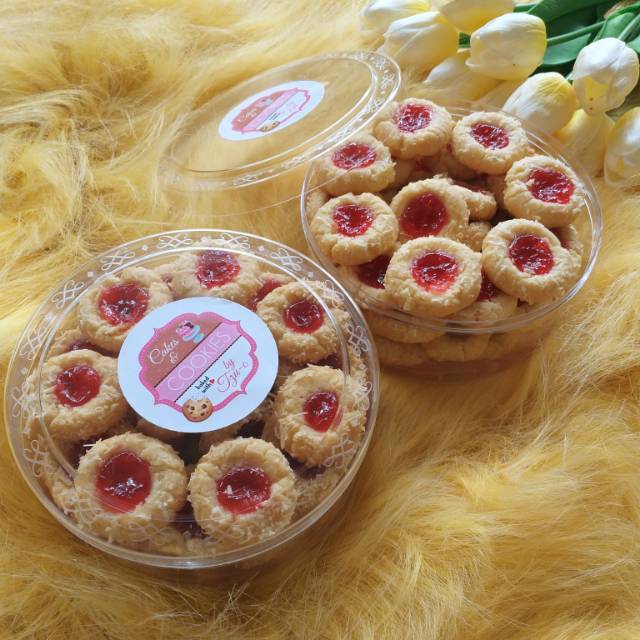 

KUE LEBARAN PREMIUM SWEET CRUNCY STROWBERRY CHEESE THUMBPRINT COOKIES