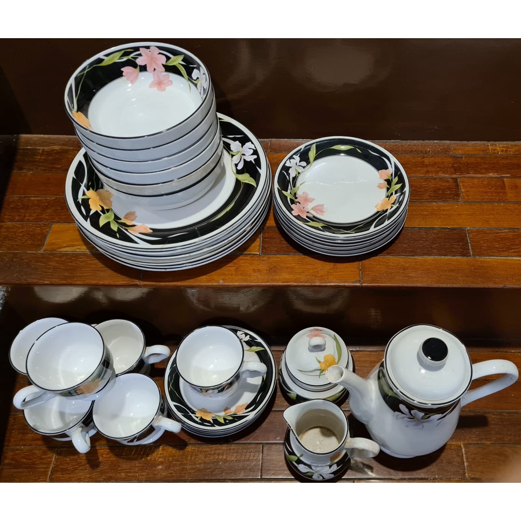 DINNER SET SANGO 32 PCS PIRING KERAMIK IMPORT MOTIF BUNGA