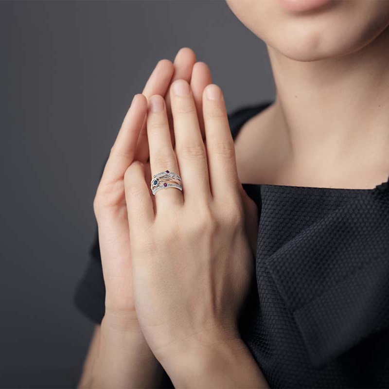 Cincin Silver Desain Geometri Hias Batu Permata Berlian Imitasi Berkilau Untuk Wanita