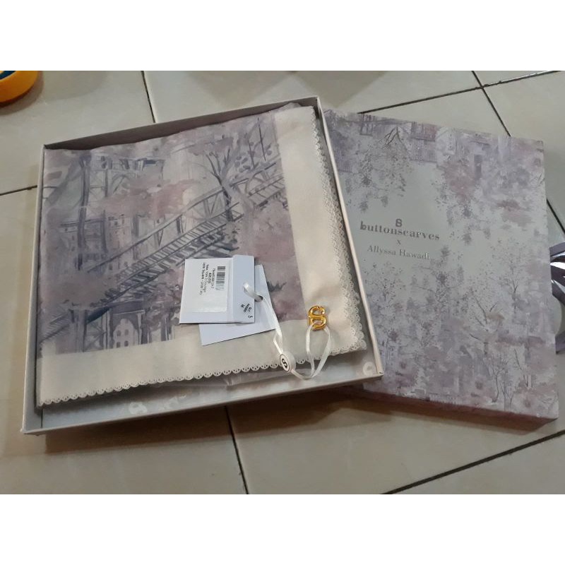 New York Series 3 Courage Little Italy & West Village Buttonscarves (READY SIAP KIRIM)