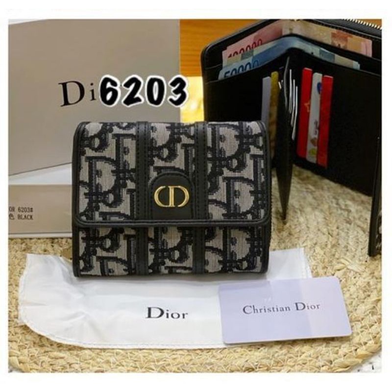 Dompet Lipat Wanita Kode 620 Freebox