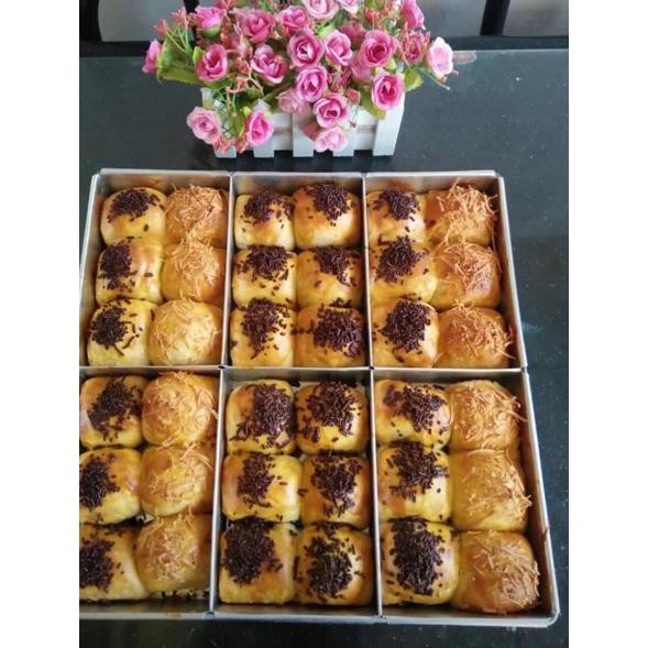 

SALE Bolen Pisang keju Coklat Isi 12