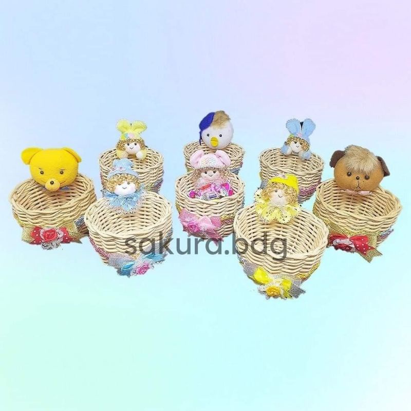 K52B - Keranjang hias rotan bulat kecil 9x6 cm hampers tempat permen coklat telur souvenir hantaran 