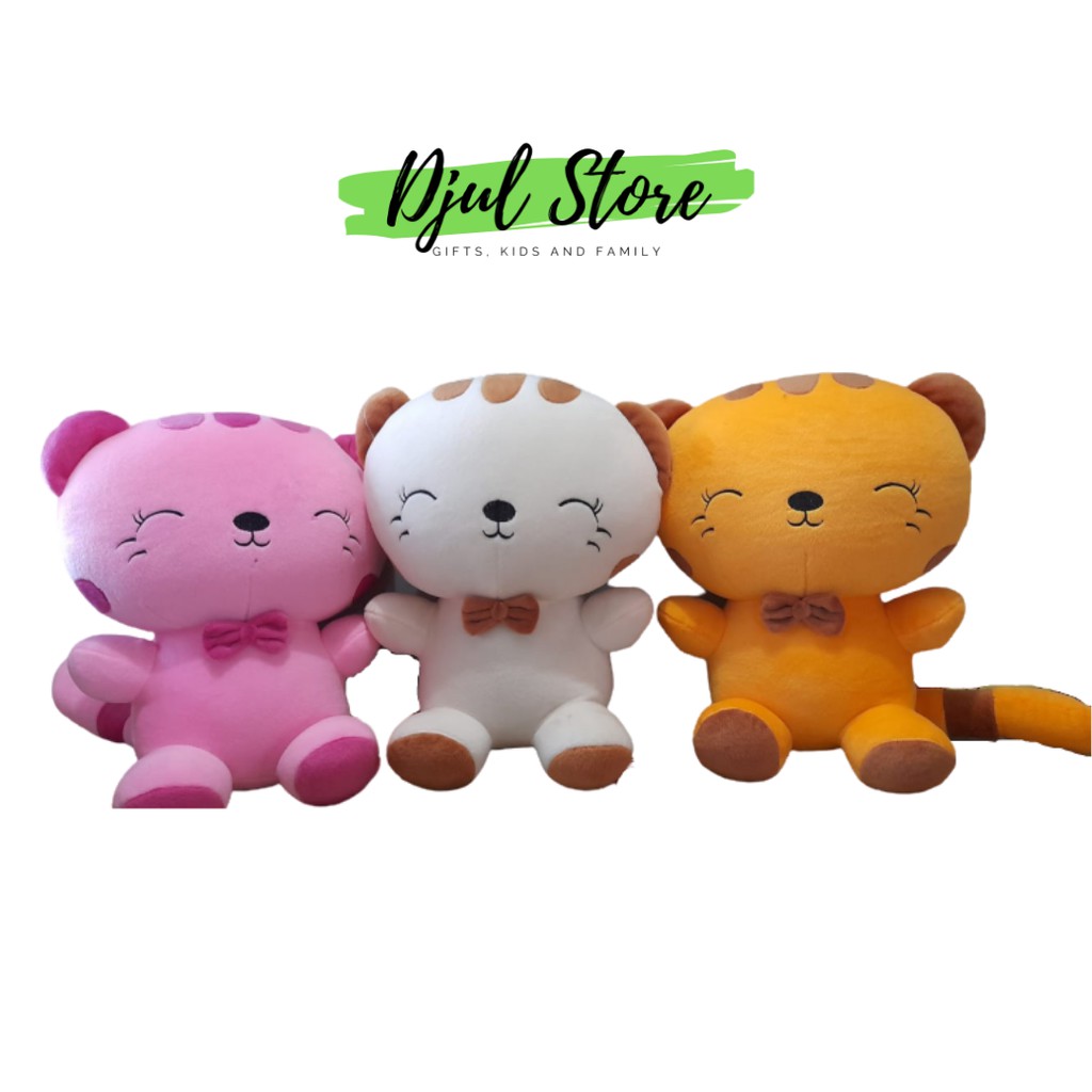 BONEKA KUCING CANTIK UKURAN 20CM