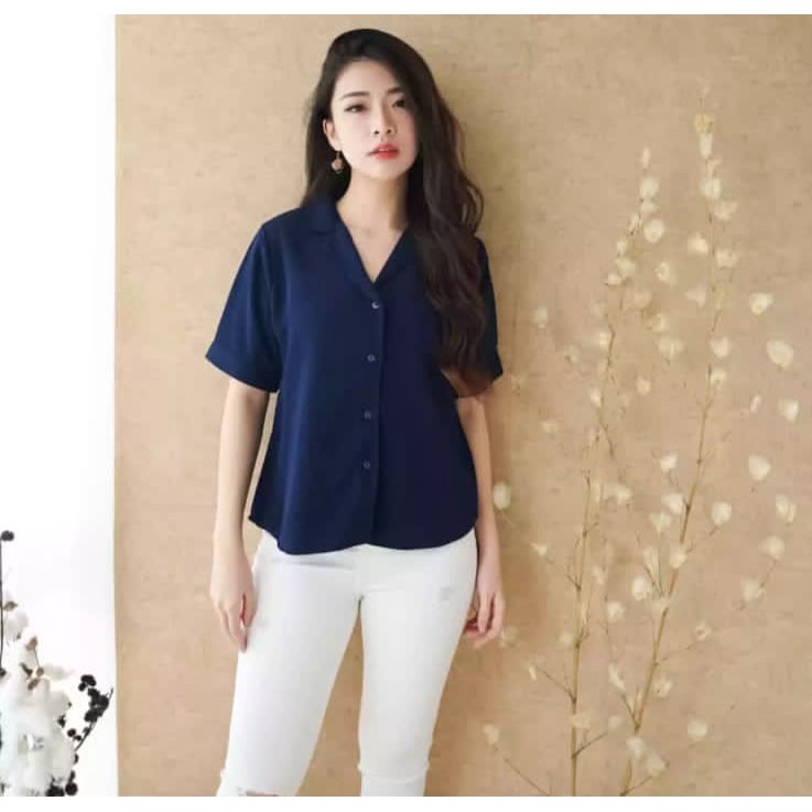 Baju Atasan Kemeja Wanita Basic Polos Warna, Blouse Lengan Pendek Casual Fashion untuk Kuliah, Kerja Dan Santai.