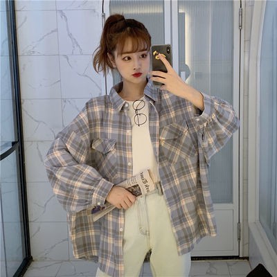 Kemeja outer oversize style Korea kotak-kotak lengan panjang