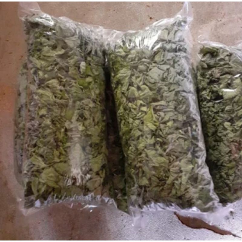 

daun pegagan kering antanan kering