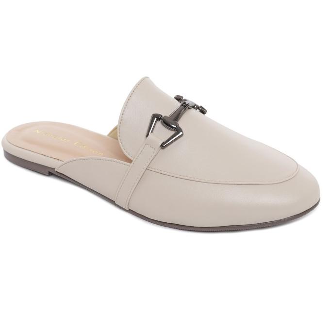 Nicholas Edison Flat Valdi Cream Sandal Mules Slip On Round Toe Nyaman