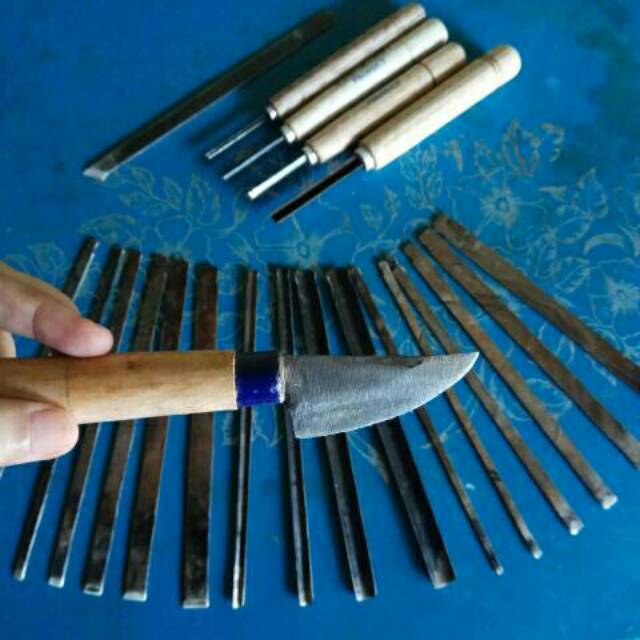 Alat ukir kayu manual minimalis dan pisau ukir