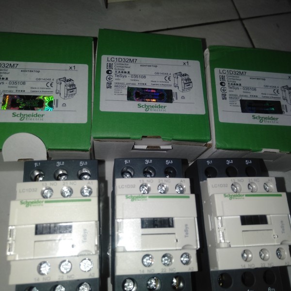 Kontaktor Schneider Lc1D32 Contactor Schneider Lc1-D32 Terpercaya