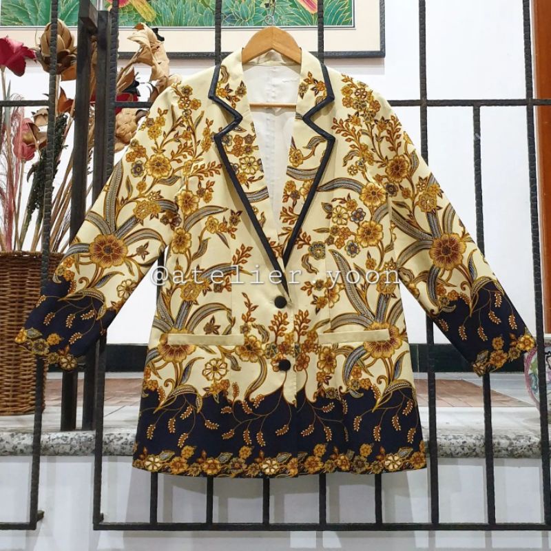 Blazer BATIK outer wanita Jas kerja, office outfit | by atelier.yoon