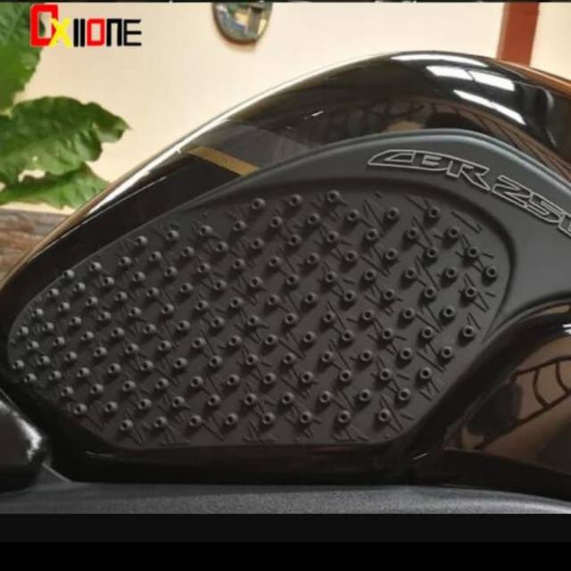 Tank Pad Knee Grip Side Tankpad Samping Tangki Honda CBR 250R CBU