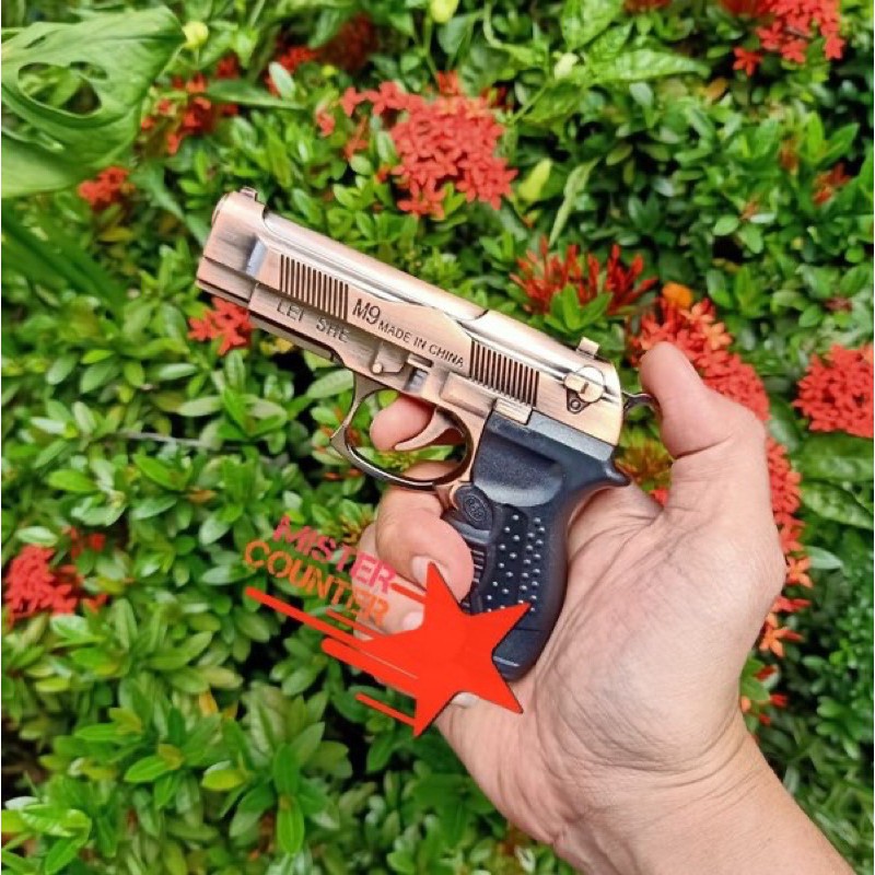 KOREK API UNIK PLUS LASER KOREK API PISTOL M9 MINI KOREK API GAS ISI ULANG KOREK API PAJANGAN