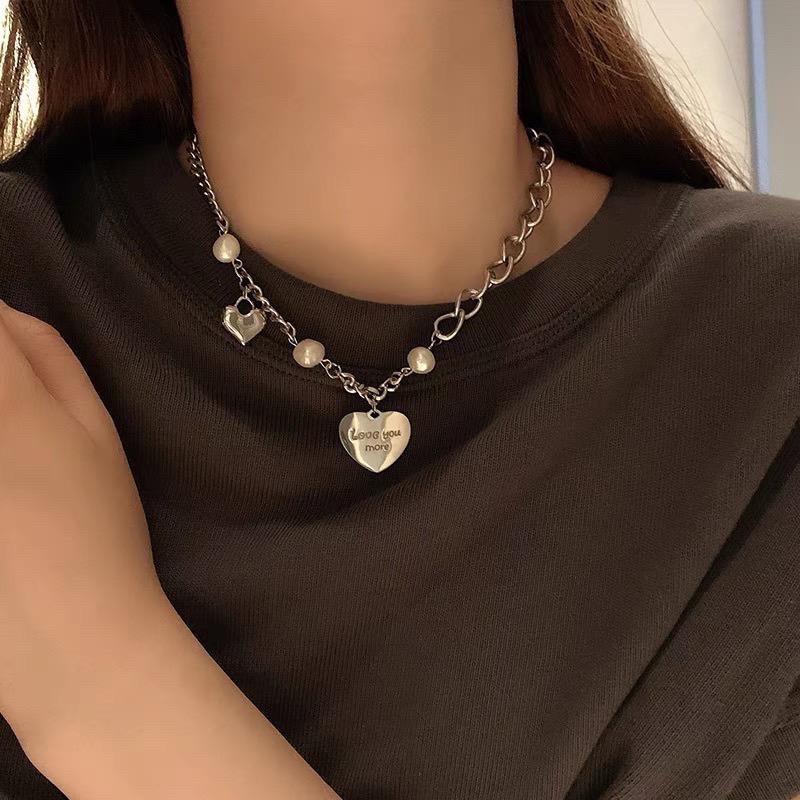 kalung Pearl Love Necklace Korean Ins Style Pendant Clavicle Chain / kalung ootd aesthetic