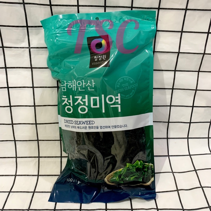 

Daesang Miyeok Dried Seaweed Rumput Laut Kering 100gram Daesang Dried Seaweed Daesang Rumput Laut