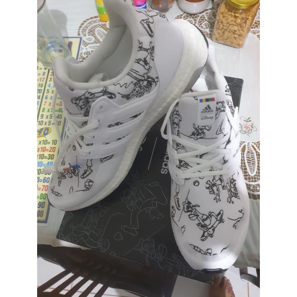 BNIB Sepatu Adidas Running Ultraboost DNA x Disney Shoes Pria Putih FV6050 For men