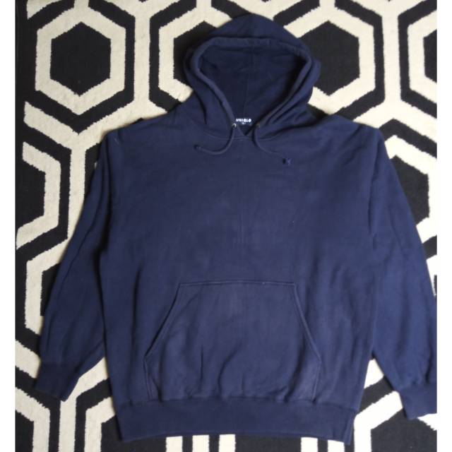 Jaket hoodie uniqlo polos