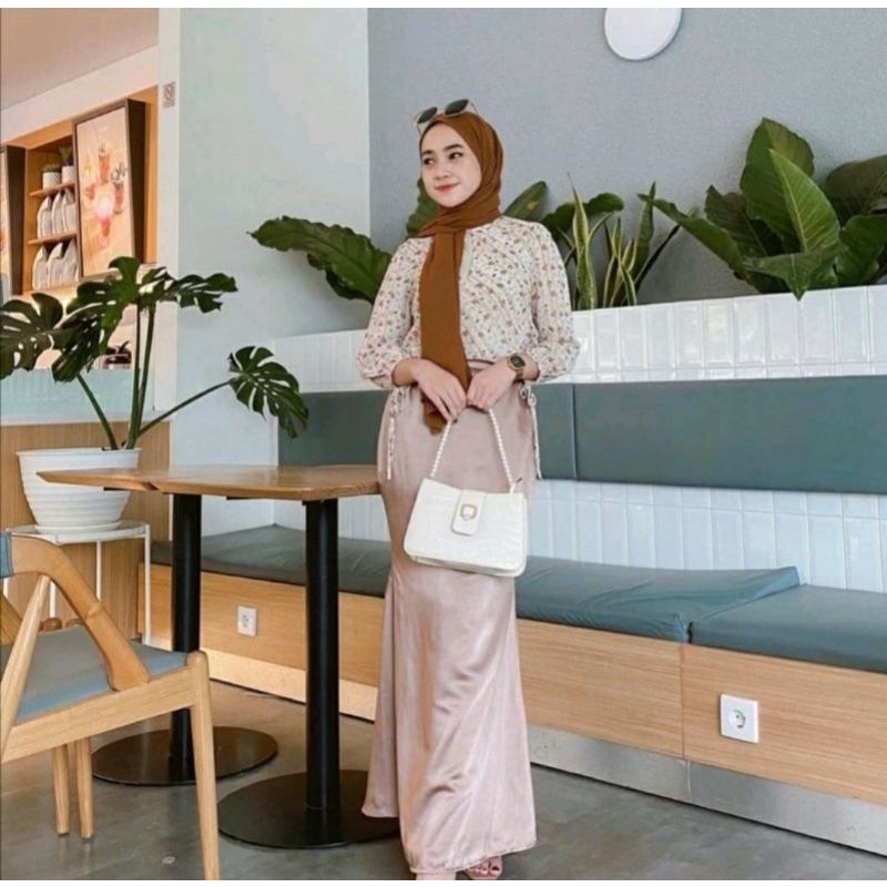Rok Satin Premium Mocca | PL