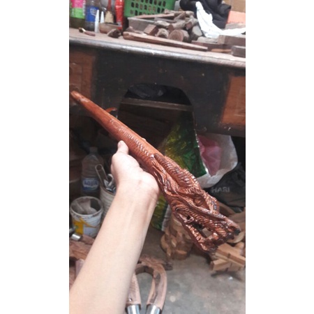 tongkat  komando  kayu stigi istimewah /tongkat komando stigi wulung ukir naga/ bonus pipa once