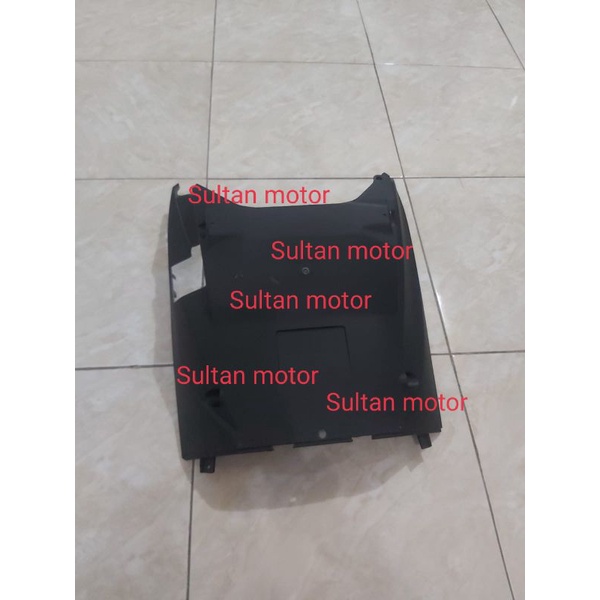 dek bawah Vario 125 cover dek Vario 125