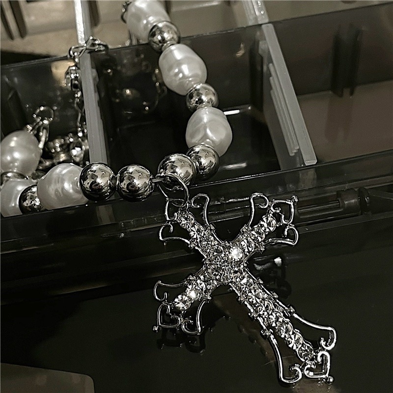 The Goats Dept - Big Chrome Diamond Cross Necklace / Kalung Salib Permata Besar Aksesoris Pria Wanit