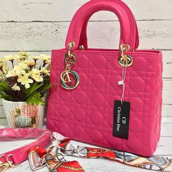 Serbu * PROMO SPESIAL  DIOR DOFF FREE SYAL | UK24/MEDIUM LR1.