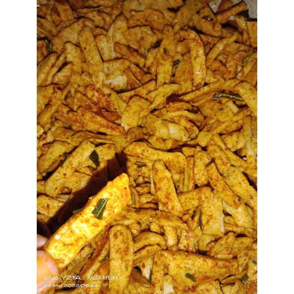 

Basreng pedas daun jeruk kemasan Box