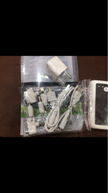 Kenza mobile power ep 005 putih 8800mah 8800