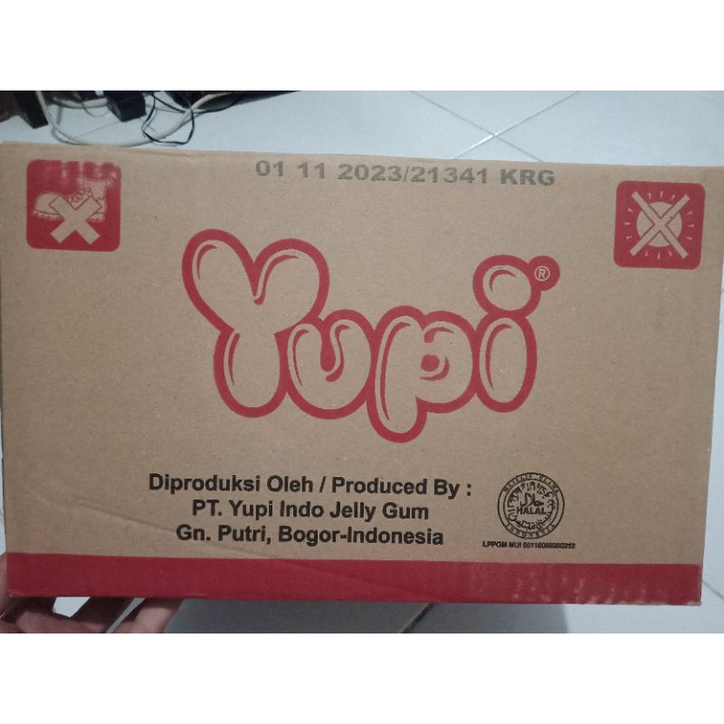 

Yupi Burger 1 Karton isi 12 x 12 Pcs