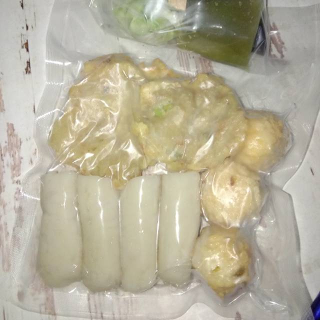 

paket pempek isi 10 campur