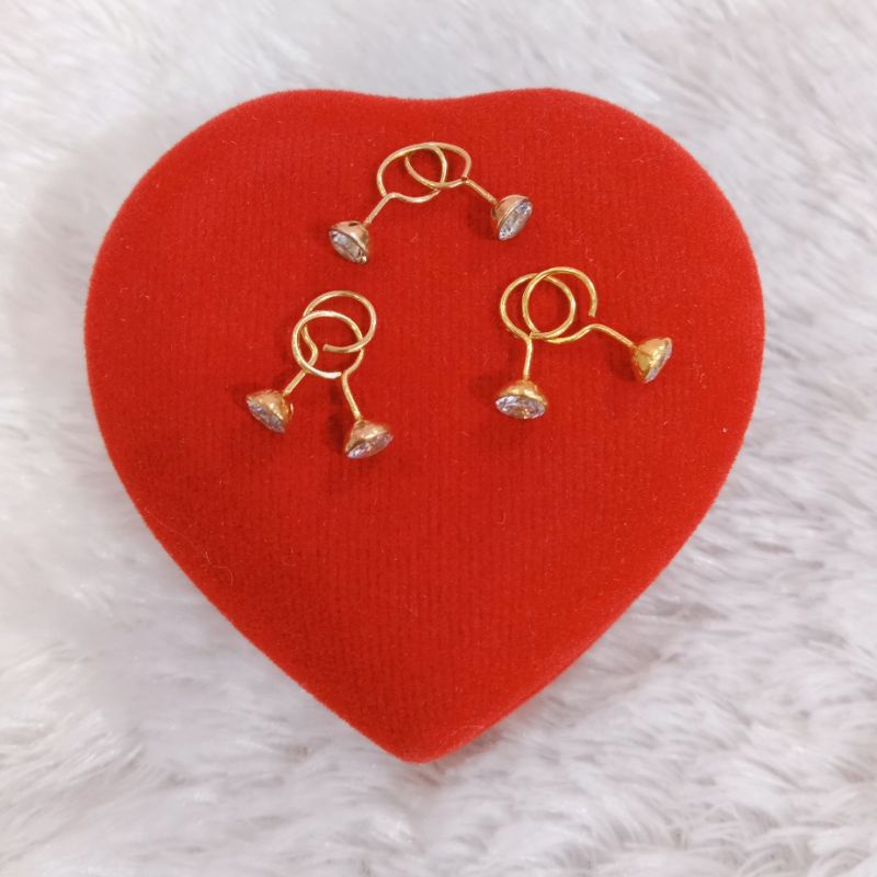 anting toge mata putih, emas kadar 375(8k)