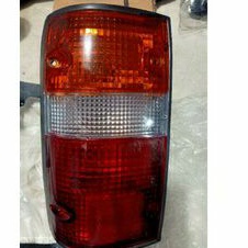 Stoplamp/Lampu stop/Lampu belakang Kijang super g,Kijang super grand extra baut 4 Komplit