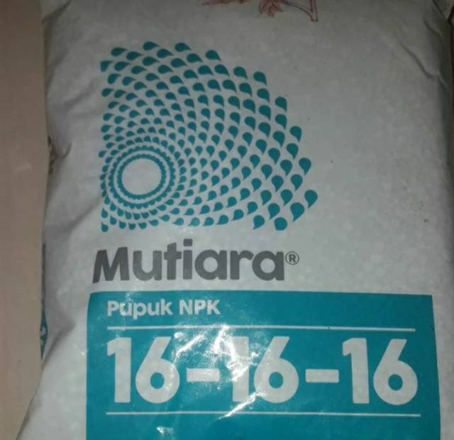 Pupuk Mutiara NPK 16-16-16 Repack  Untuk Pertumbuhan Segala Jenis Tanaman 125gram