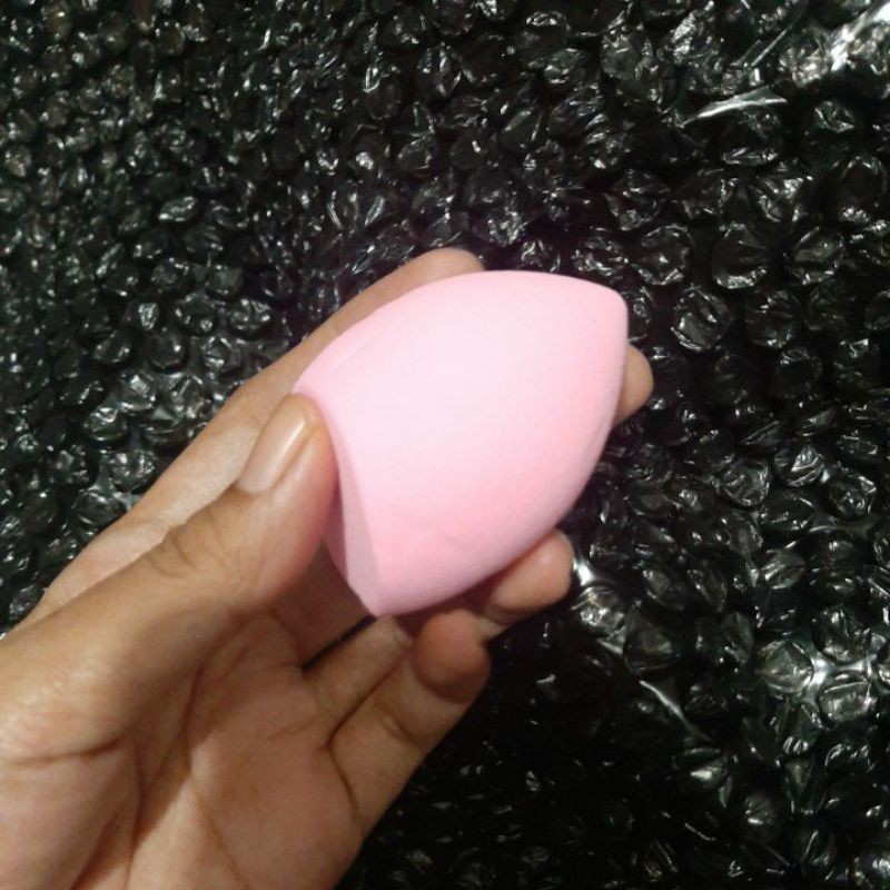 Beauty blender sponge