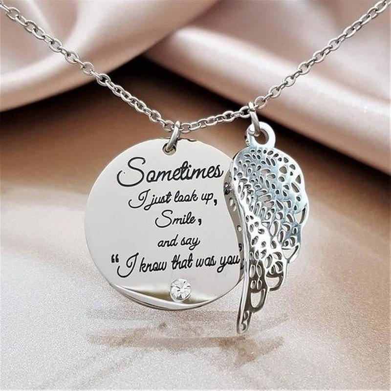 [Ready Stock]Fashion Personality Angel Wings Pendant Necklace