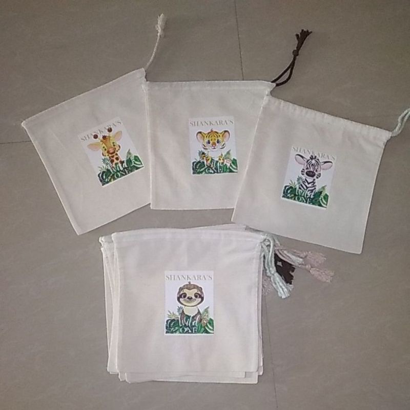 

Pouch Souvenir/Bingkisan Ulang Tahun