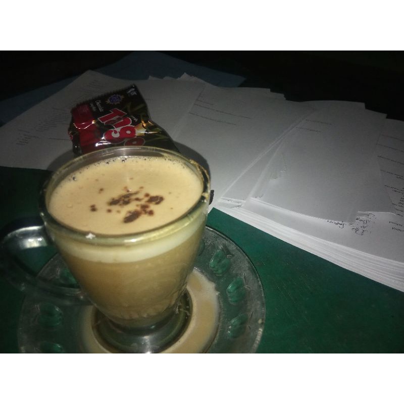

cangkir kopi angkringan