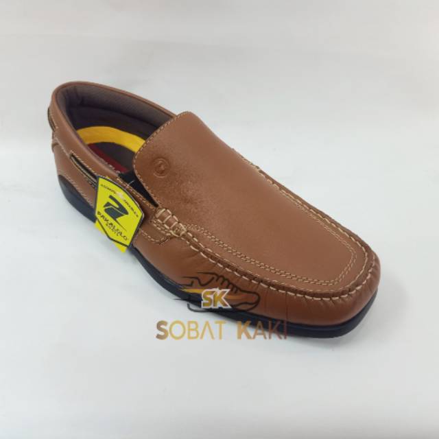 Sepatu Slip On Kulit Pria Pakalolo 521 C