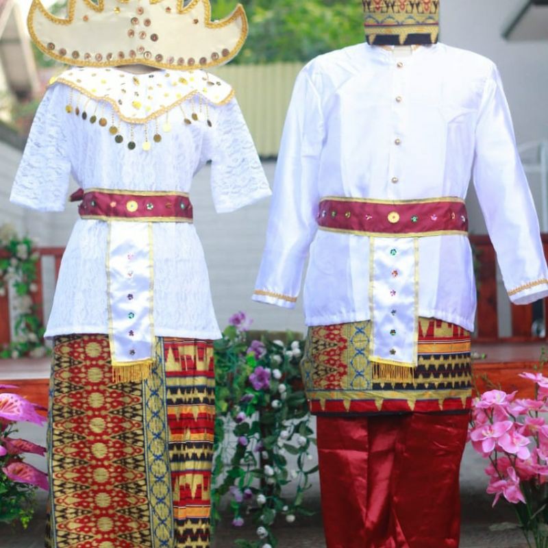 baju adat lampung//pakaian adat lampung//adat lampung//tari lampung