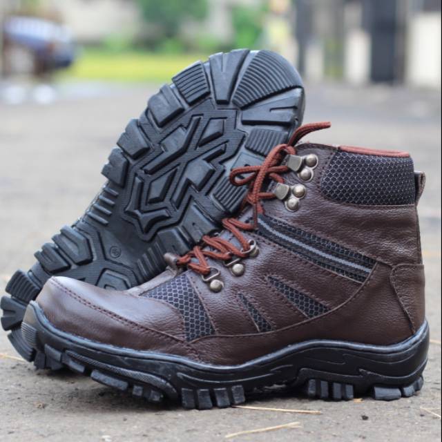 SEPATU BOOTS PRIA SAFETY UJUNG BESI TACTICAL RUBICON ARMOUR POLISI TNI SOL KARET KULIT ASLI SAFETY