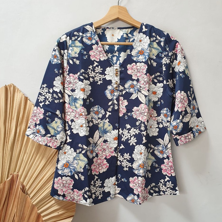 SHERATON LENGAN 3/4 V NECK WHITE BLOUSE /BUNGA SAKURA KYOTO FLOWER - DELIGHTLINE ATASAN VNECK WANITA-NEW FLO NAVY