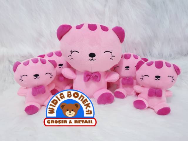 Boneka kucing cantik M 25 cm