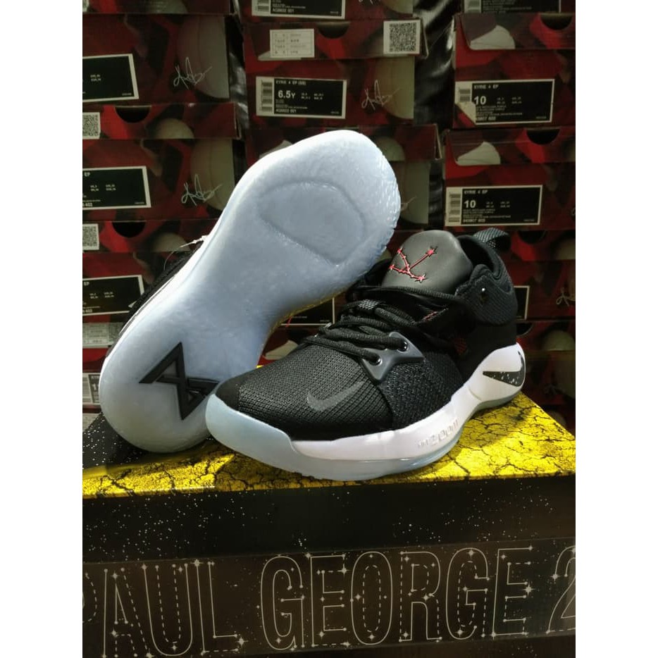 (FREE TALI SEPATU) SEPATU BASKET NIKE PAUL GEORGE 2 TAURUS / PG 2
