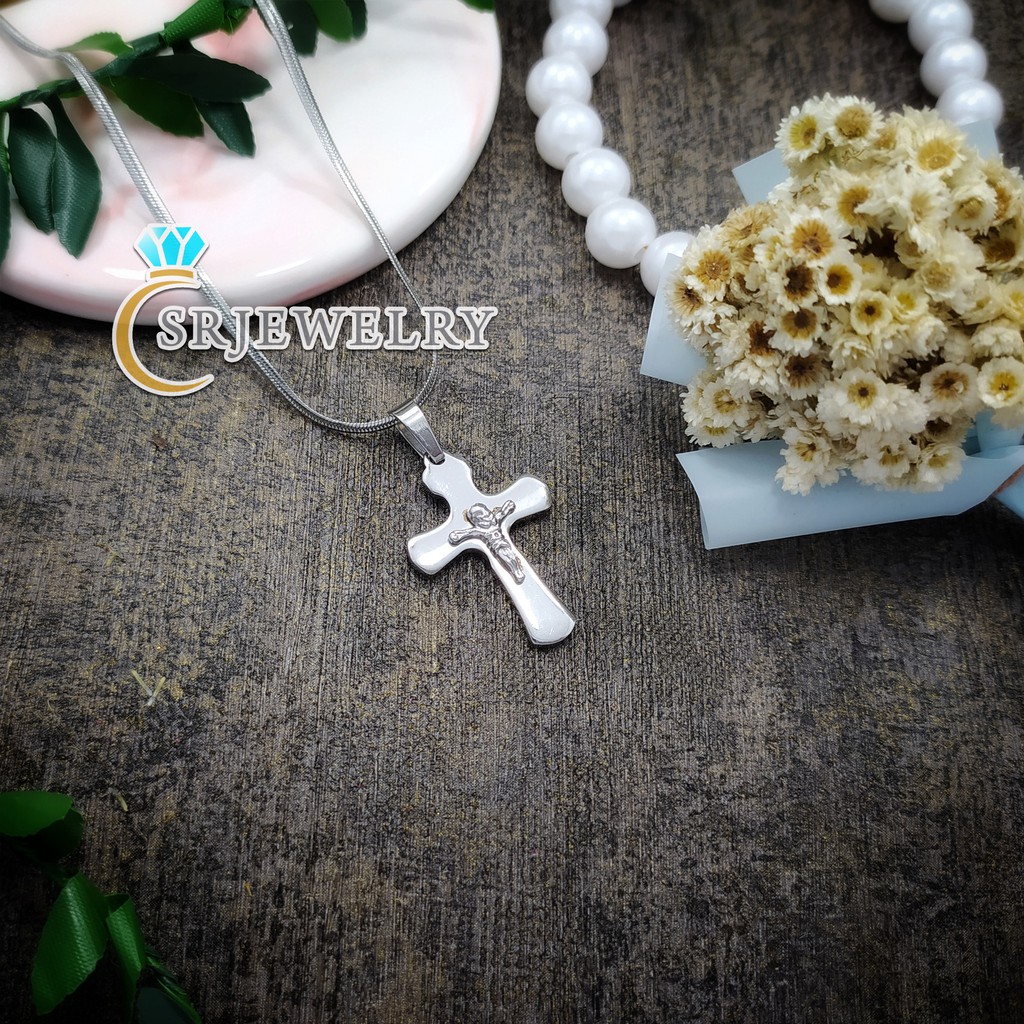 Kalung Salib Perak Titanium / Aksesoris Cewek - Cowok Rohani Kristen