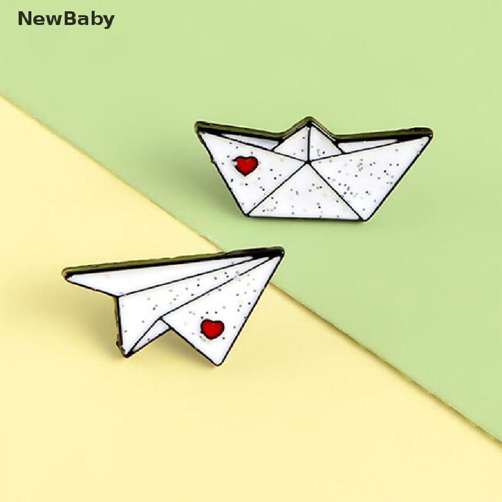 Newbaby Bros Pin Enamel Bentuk Kartun Pesawat Kertas Untuk Aksesoris Tas