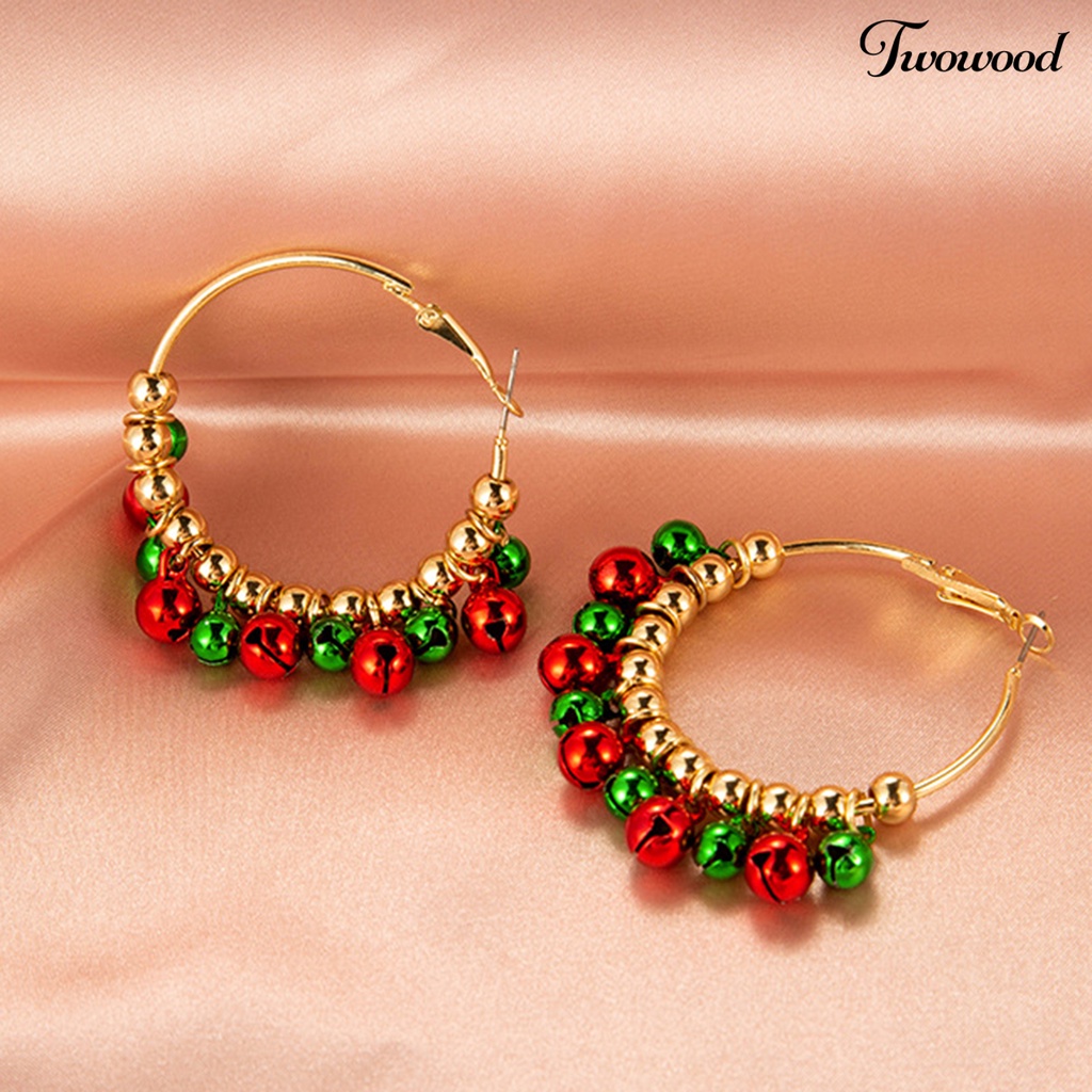 Twowood 1 Pair Women Hoop Earrings Christmas Wreath Festive Small Bells Lightweight Tree Ball Hook Earrings for Festival