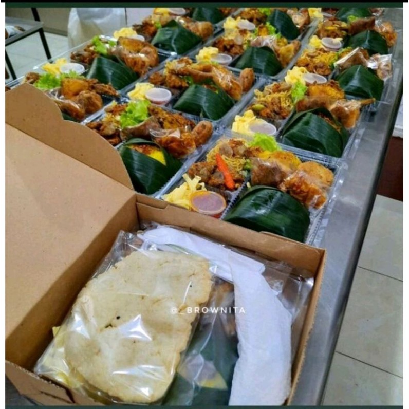 Kotak Nasi / Dus Makan Packing Box Eflute Coklat Kraft Kardus 20x20x7cm